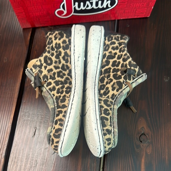 Justin Boots Camouflage Leopard Moccasins - Picture 7 of 12